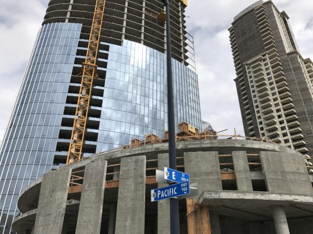 Pacific Gate - 888 E Street
